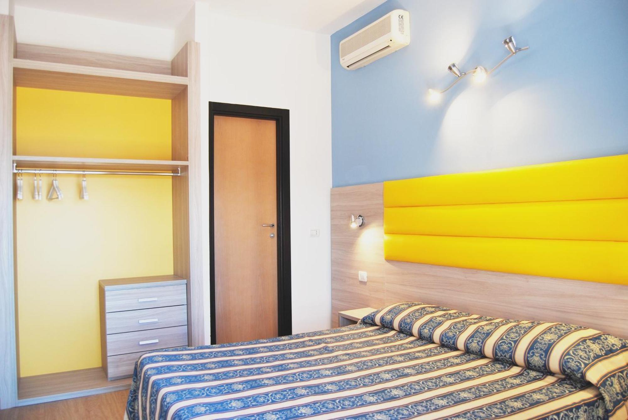 לידו די סביו Bikini Tropicana Family Hotel מראה חיצוני תמונה
